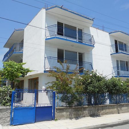 "Agatopolis"- Подсигурено Безплатно Паркиране Ahtopol Exterior foto